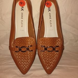 Anne Klein flats size 9.5